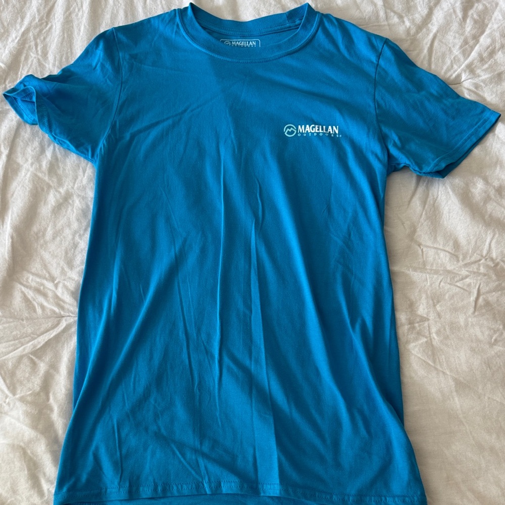 Magellan Outdoors Blue Short‎ Sleeve Tee